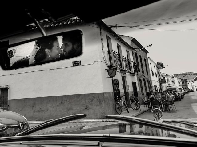 La boda de Lucía y Jose en Granatula De Calatrava, Ciudad Real 35