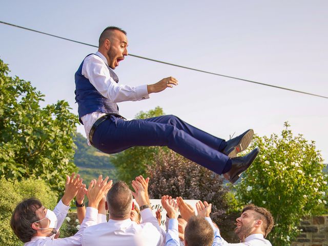 La boda de Josu y Laura en Lezama, Álava 15