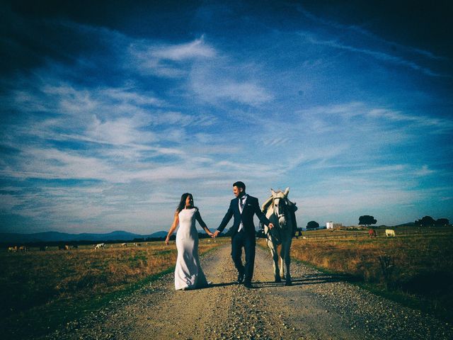 La boda de Jorge y Nazaret en Valdastillas, Cáceres 119