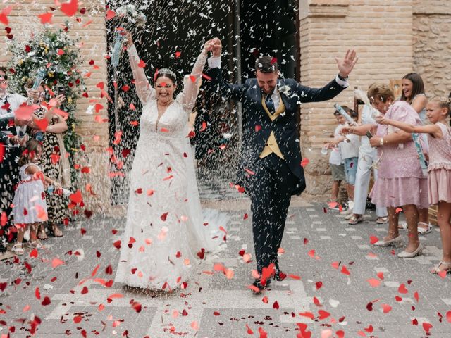 La boda de Juan Carlos y Fatima en Carrion De Calatrava, Ciudad Real 66