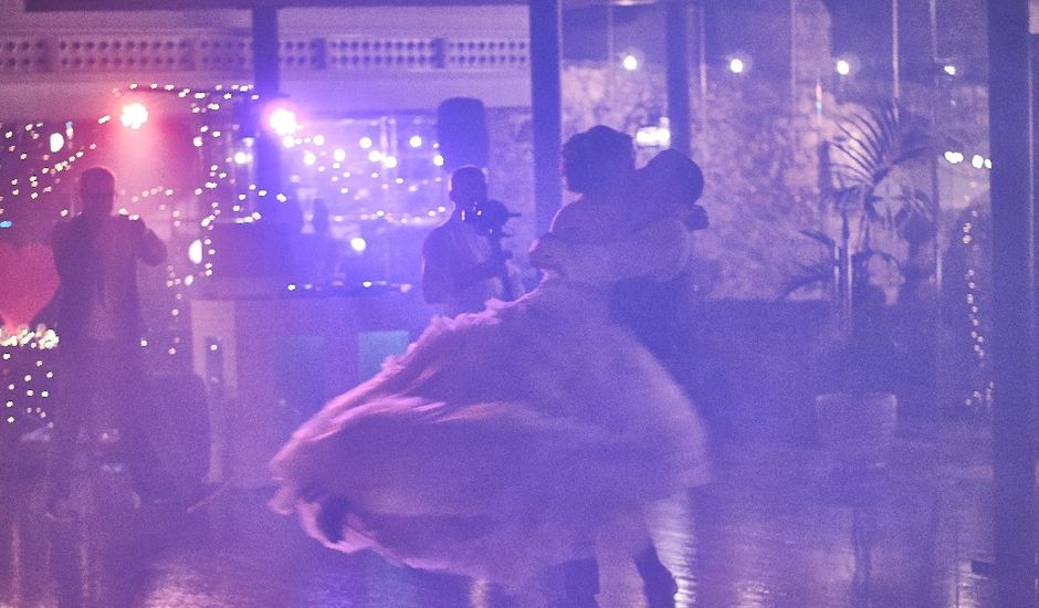 La boda de Adrian y Sonia en A Coruña, A Coruña