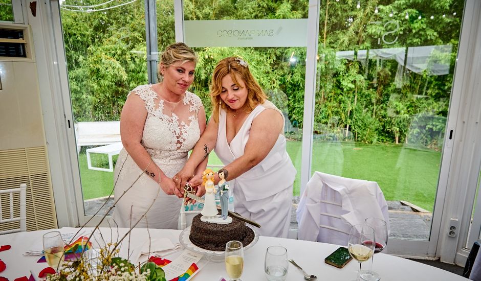 La boda de Nuria  y Cristina  en Madrid, Madrid
