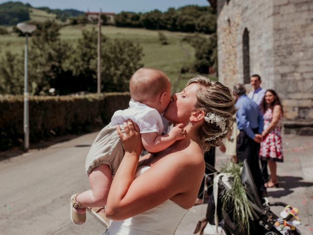 La boda de Julén y Nahiara en Urnieta, Guipúzcoa 40