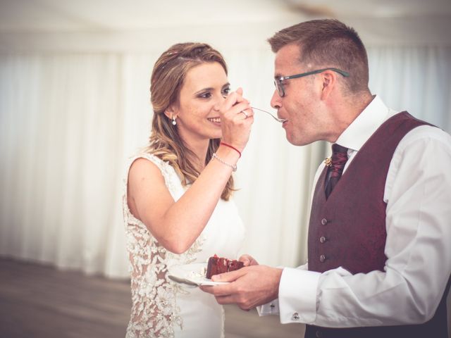 La boda de Raquel y Michael en El Puerto De Santa Maria, Cádiz 28