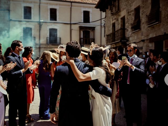 La boda de Nacho y Mayte en Mora De Rubielos, Teruel 171