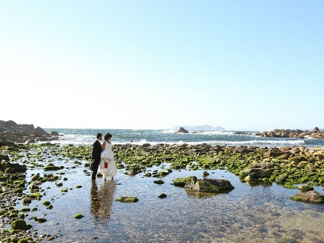 La boda de Abraham y Tere en Baiona, A Coruña 44