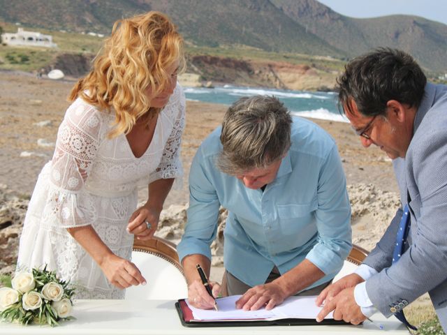 La boda de Paco y Rocío en San Jose, Almería 35