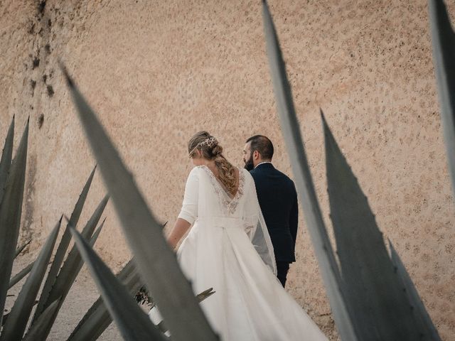 La boda de Juan y Ewe en Alacant/alicante, Alicante 1