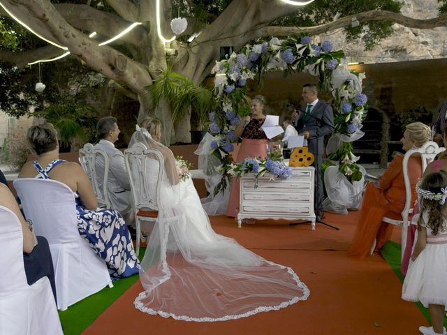 La boda de Joaquin y Cruz en Telde, Las Palmas 36
