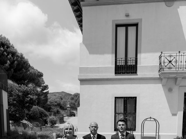 La boda de Miguel y Cristina en Vilanova Del Valles, Barcelona 15
