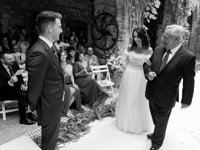 La boda de Miguel y Cristina en Vilanova Del Valles, Barcelona 29