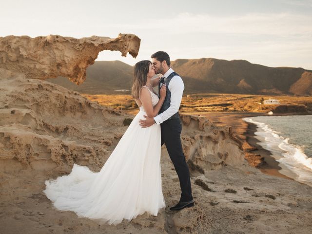 La boda de Vicente y Innesa en Almería, Almería 57