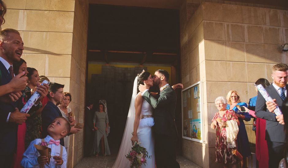 La boda de Patricio y Cristina en La Linea De La Concepcion, Cádiz