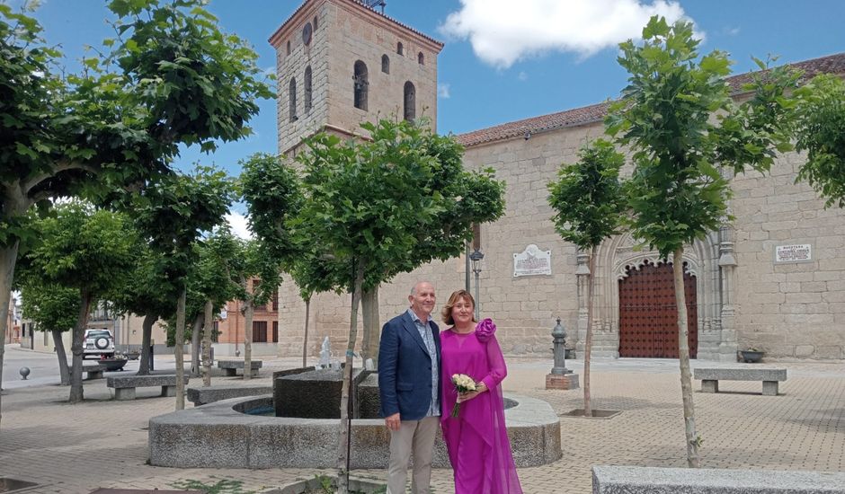 La boda de Vicente  y Teresa en Macotera, Salamanca