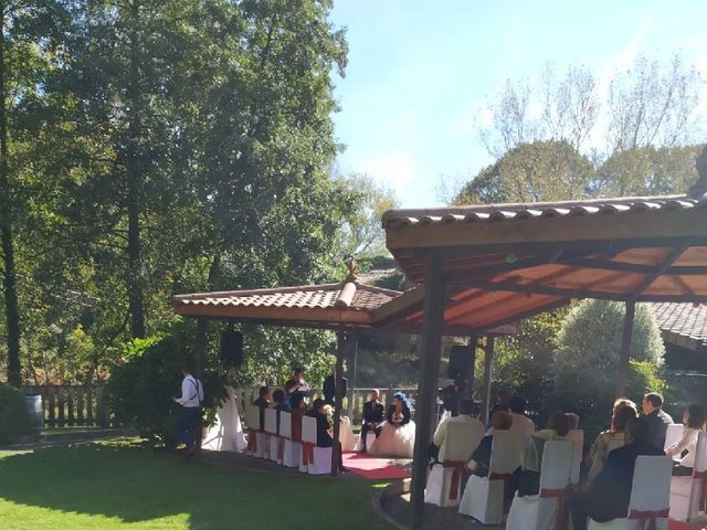 La boda de Víctor  y Amagoia en Llodio, Álava 5