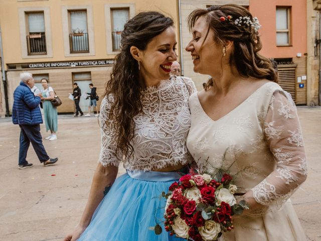 La boda de Dani y Adela en Oviedo, Asturias 122