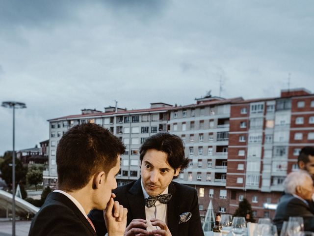 La boda de Dani y Adela en Oviedo, Asturias 183