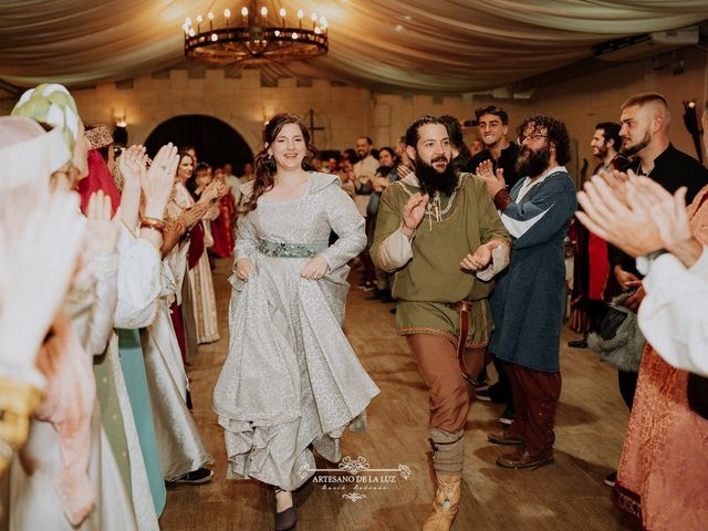 La boda de Adrián  y Amanda en Talamanca Del Jarama, Madrid 3