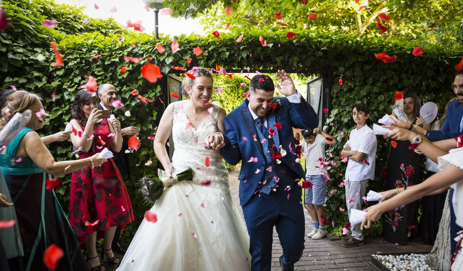 La boda de Carlos y María del Mar en El Molar, Madrid