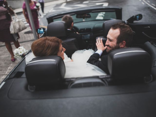 La boda de Iker y Olaia en Irun, Guipúzcoa 49