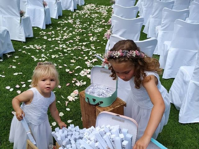 La boda de Pol y Cristina en La Vall De Bianya, Girona 10