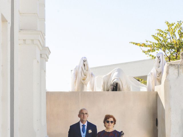 La boda de Guadalupe y Adrián en Conil De La Frontera, Cádiz 8