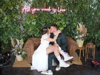 La boda de Julia y Sera