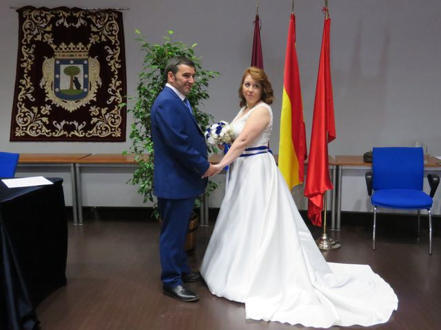 La boda de Pedro y Yolanda en Madrid, Madrid 5