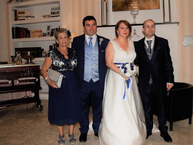 La boda de Pedro y Yolanda en Madrid, Madrid 21