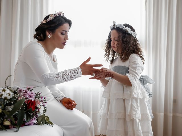 La boda de Nabila y Fausi en Melilla, Melilla 19