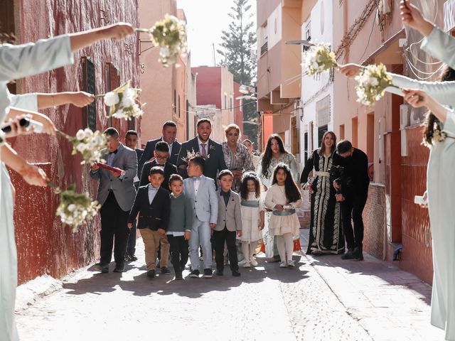 La boda de Nabila y Fausi en Melilla, Melilla 29