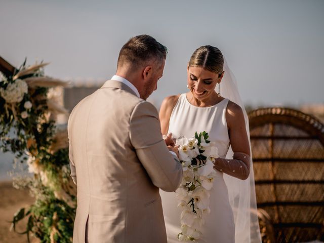 La boda de Alfonso y Diana en La Manga Del Mar Menor, Murcia 24