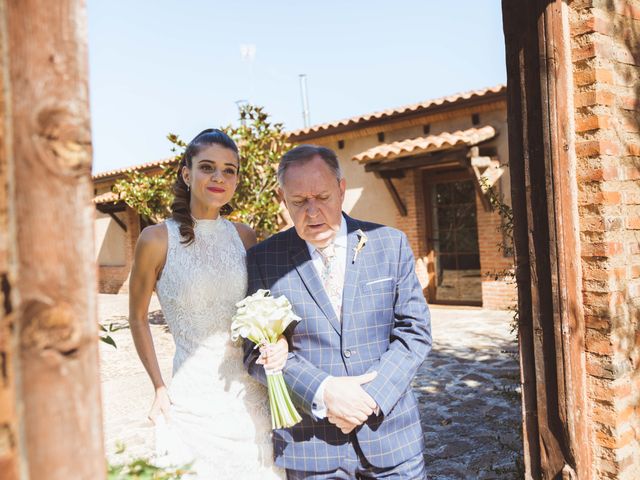 La boda de Miguel y Maria en Hornillos De Eresma, Valladolid 25