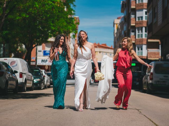 La boda de María y Juan en Albacete, Albacete 1