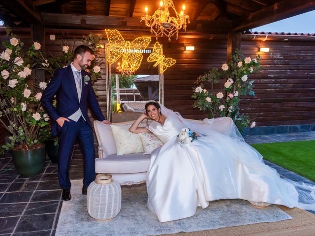 La boda de Enrique y Victoria en Málaga, Málaga 3