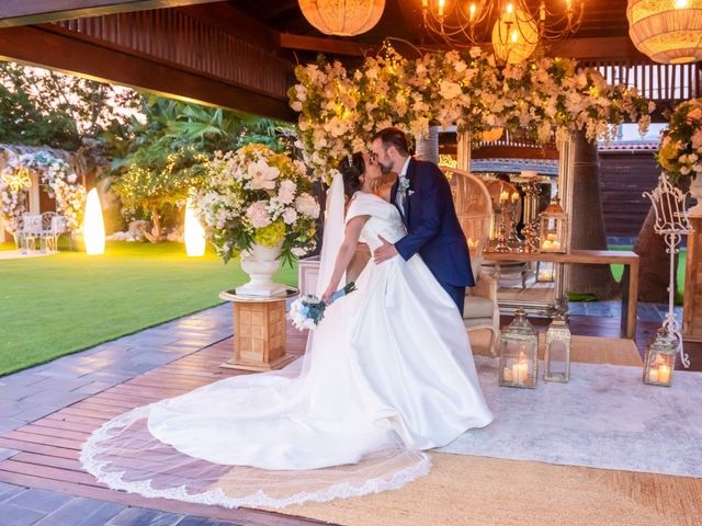 La boda de Enrique y Victoria en Málaga, Málaga 1