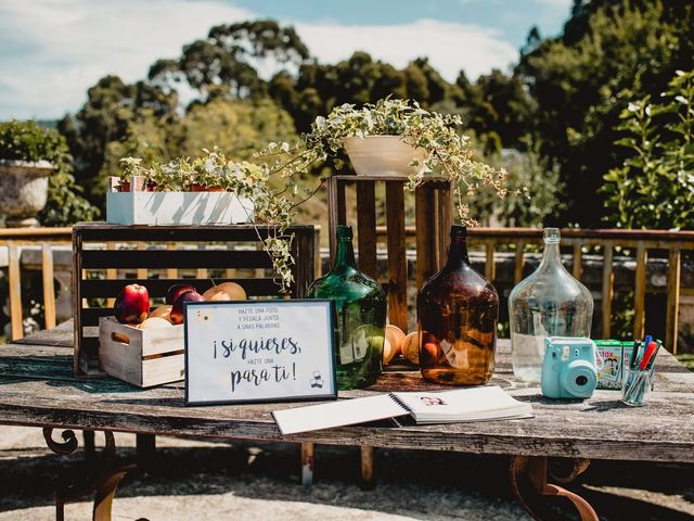 La boda de Odilo y Sonia en Bueu (Casco Urbano), Pontevedra 16