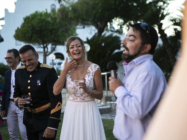 La boda de Ruben y Rosario en Vilanova I La Geltru, Barcelona 22