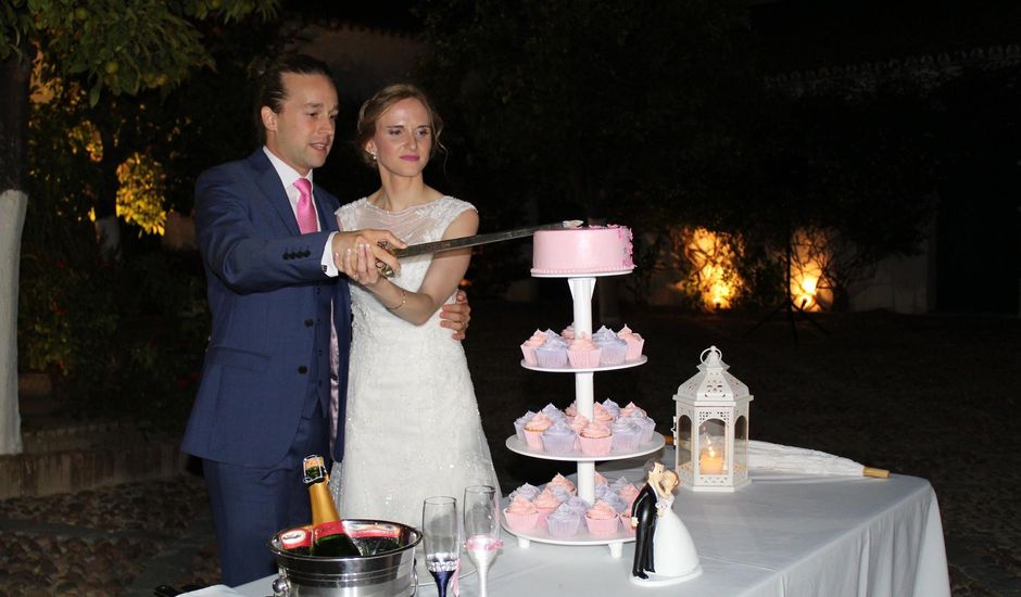 La boda de Francisco Jesús y Aurélie en Dos Hermanas, Sevilla