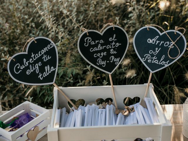 La boda de Miguel y Lurdes en Badajoz, Badajoz 33