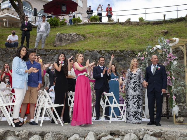 La boda de Sonia y Sergio en Isla, Cantabria 15