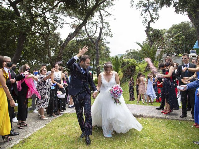 La boda de Sonia y Sergio en Isla, Cantabria 33