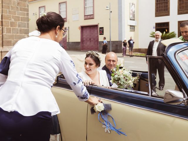 La boda de Miguel y Natalia en Los Realejos, Santa Cruz de Tenerife 35