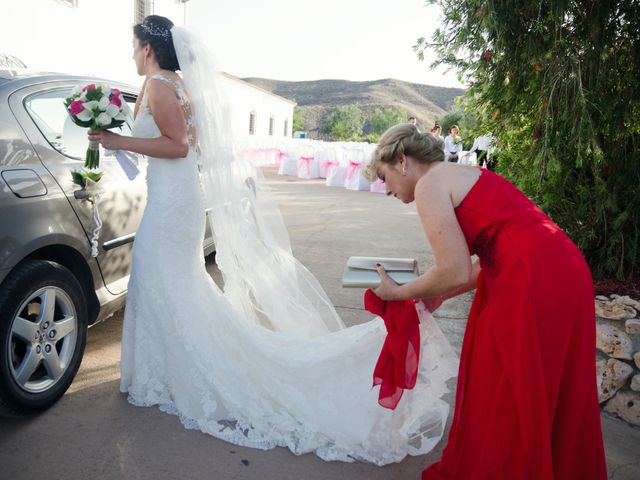 La boda de Luis y Veronica en Almería, Almería 17