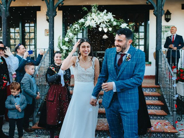 La boda de Diana y Diego en León, León 21