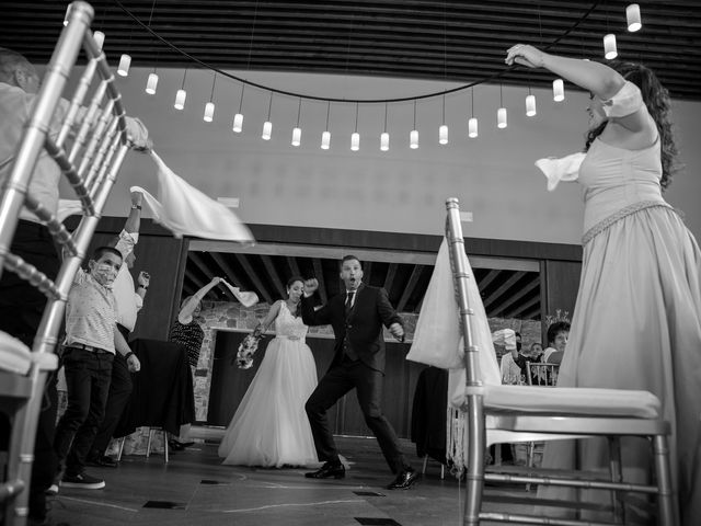 La boda de Rober y Monica en La Bañeza, León 55