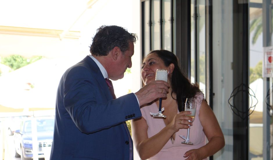 La boda de Eugenio y Belen  en Los Santos De Maimona, Badajoz