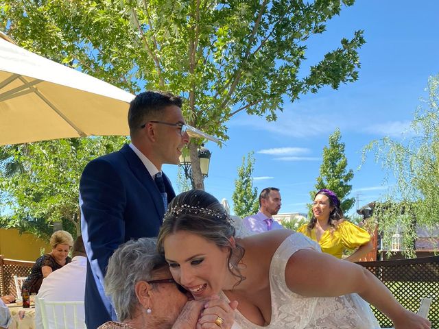 La boda de Juanfran y Toñi en Santa Marta De Los Barros, Badajoz 3