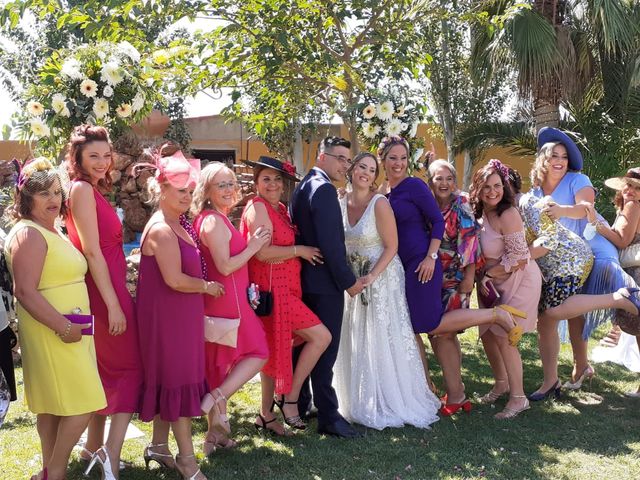 La boda de Juanfran y Toñi en Santa Marta De Los Barros, Badajoz 6