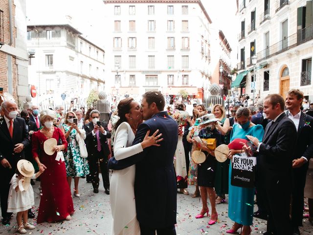 La boda de Alberto y Rita en Madrid, Madrid 70